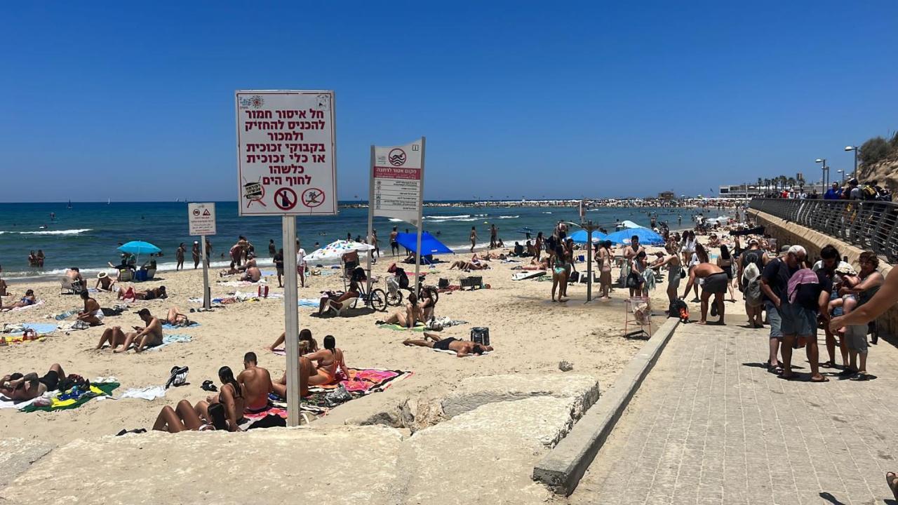 Luxury Oasis Tel Aviv Beach Exterior photo